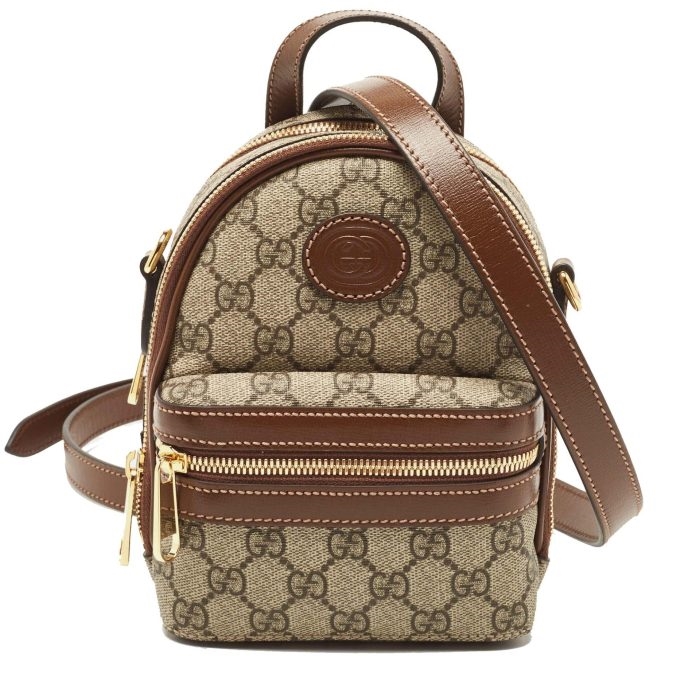 Gucci GG Supreme Canvas shoulder bag front view